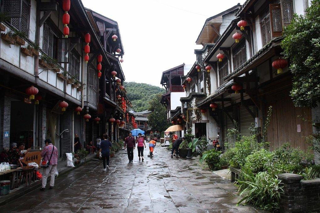 广西一男子去吃酒席，随礼888，嫌弃菜品太寒酸懒得吃